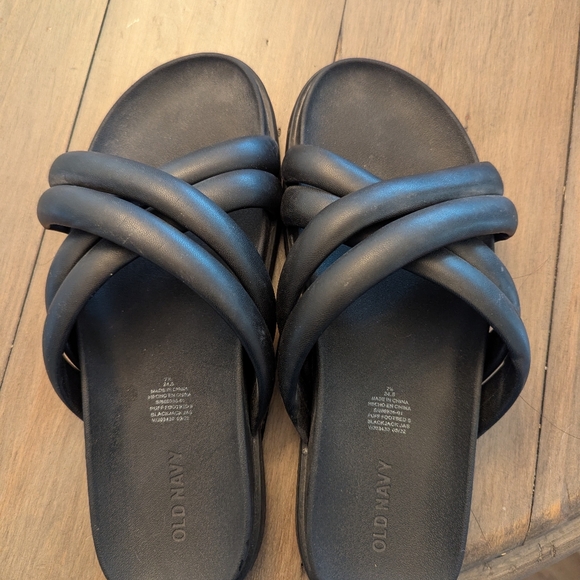 Old Navy Shoes - Old Navy Women's Black Crisscross Sandals